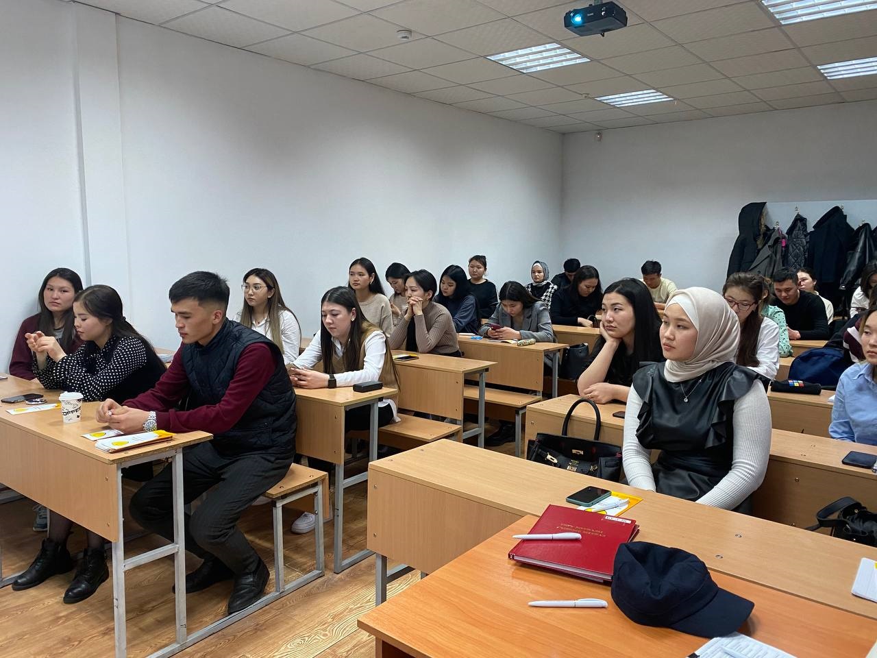 29 марта 2022 года, в рамках Глобальной недели денег-2022 Агентство по защите депозитов провело о гостевую лекцию о системе защиты депозитов в Кыргызском Экономическом Университете (КЭУ) им М.Рыскулбекова