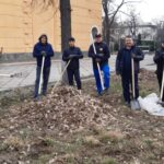 [:ru]Работники и руководство Агентства по защите депозитов Кыргызской Республики приняли участие 4 марта 2023 года в общегородском субботнике и очистили сквер рядом с кинотеатром “Октябрь”.[:KY]2023-жылдын 4-мартында Кыргыз Республикасынын Депозиттерди коргоо боюнча Агенттигинин кызматкерлери жана жетекчилиги жалпы шаардык ишембиликке катышып, «Октябрь» кинотеатрынын жанындагы аянтты тазалап чыгышты.[:]